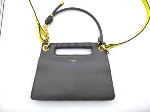 ジバンシー買取 ウィップレザーショルダー2WAYバッグ（BB508）